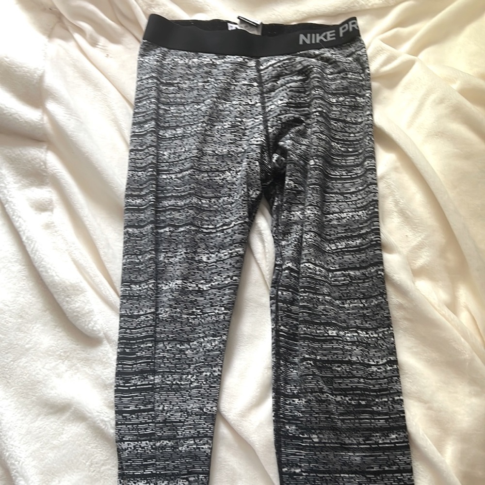 Nike pro leggings make butt look amazing